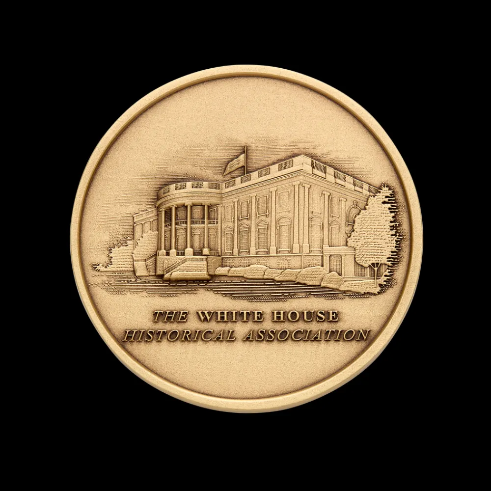White House Historical Association US Army "Old Guard" Fife and Drum Corps Challenge Coin Hot